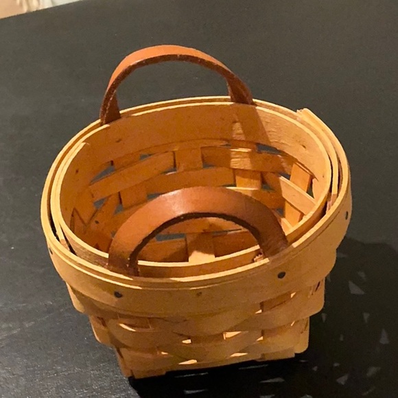 Longaberger Woven Basket with Leather Handles - Picture 4 of 5